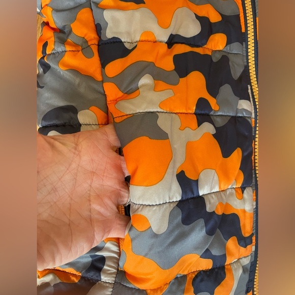 Lands' End Camouflage puffy sherpa lined thumbhole coat - Picture 2 of 9